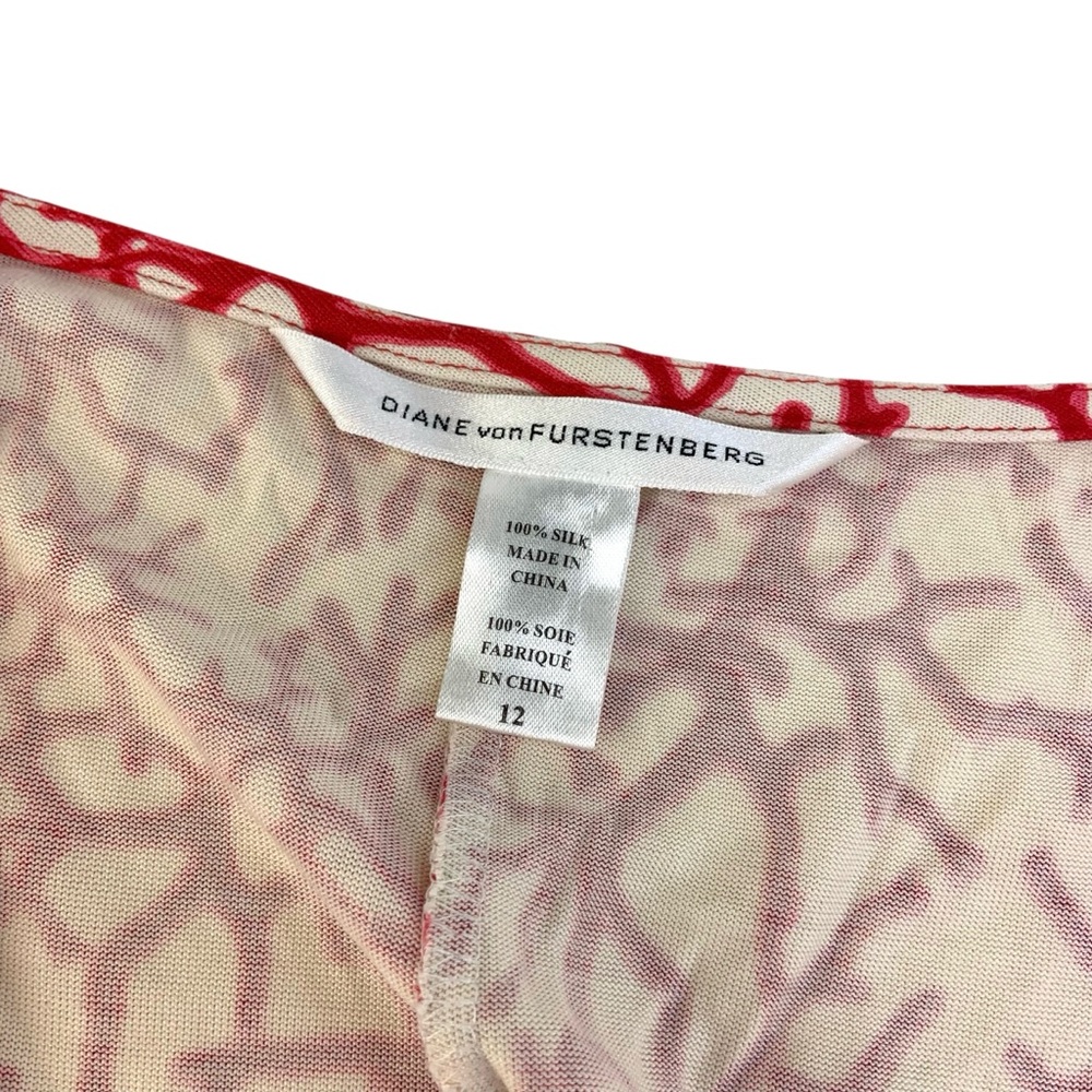 Diane Von Furstenberg Silk Wrap Dress in Red Coral Print on Cream - Picture 3 of 4